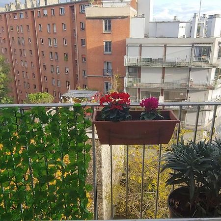 Studio With Balcony Paris Exteriör bild