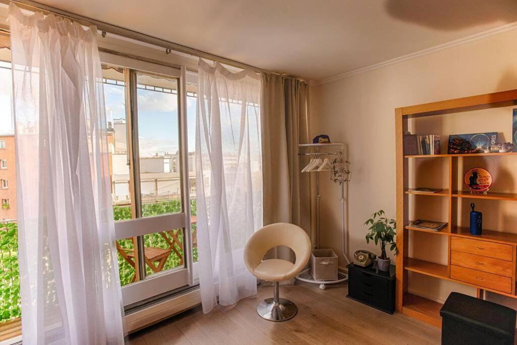 Studio With Balcony Paris Exteriör bild