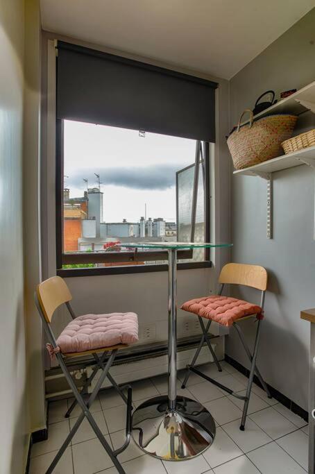 Studio With Balcony Paris Exteriör bild